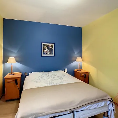 F2 Climatise Avec Terrasse Et Parking, Proche Des Thermes Et Du Centre - Les Bains - Fr-1-451-164 * Lamalou-les-Bains