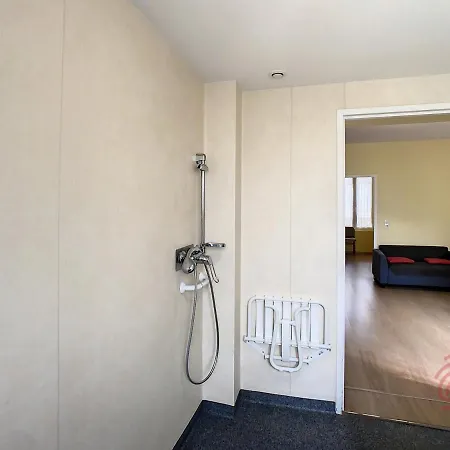 Lejlighed F2 Climatise Avec Terrasse Et Parking, Proche Des Thermes Et Du Centre - Les Bains - Fr-1-451-164 *