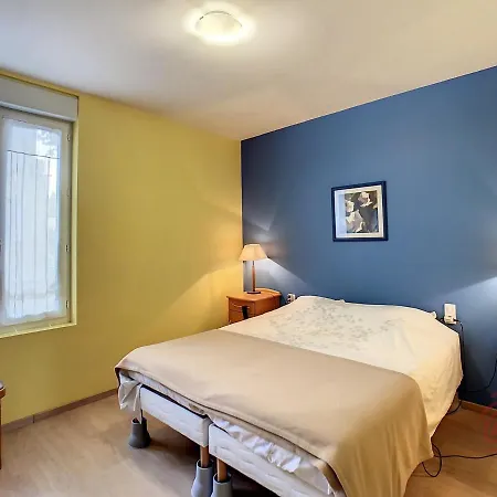 F2 Climatise Avec Terrasse Et Parking, Proche Des Thermes Et Du Centre - Les Bains - Fr-1-451-164 Lejlighed *